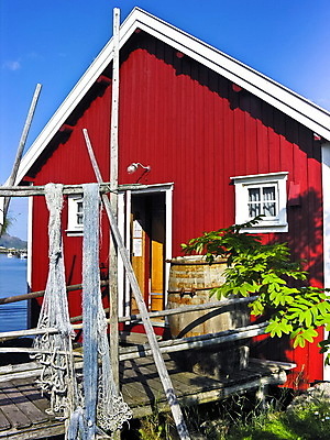 포토 JPG 해외이미지 전통 문화 바다 여행 건축양식 낚시 주택 노르웨이 사람없음 건물 목재 빨간색 물 파란색 태양 여행객 시골 오두막 방파제 낚시꾼 북쪽 스칸디나비아 옛날 해외202004 해외포토 자연요소 나무 건축물 공공시설 건축 유럽 컬러 재료 레저 사람 방향 파일형식 이미지허브