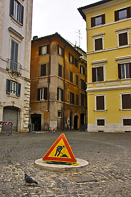 포토 JPG 해외이미지 유럽 도로 여행 건축양식 거리 사람없음 건물 이탈리아 도시 로마 신호 정사각형 타운 로마인 옛날 해외202004 해외포토 도형 건축물 건축 나라 길 교통시설 인종 파일형식 이미지허브