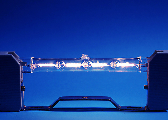 포토 JPG 해외이미지 과학 컨셉 전구 상상 유리 아이디어 사람없음 빛 반사 힘 장비 에너지 램프 뜨거움 투명 스마트 오브젝트 백열등 싱글 해결 세대 빛망울 광 발명 전압 지능 해외202004 해외포토 재질 조명 파일형식 이미지허브