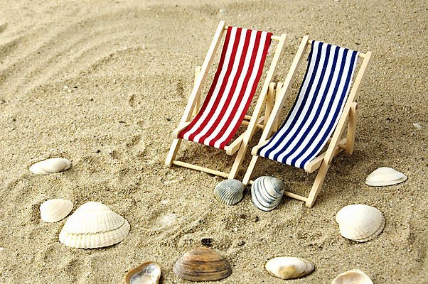 포토 JPG 해외이미지 모래 파도 바다 여행 백그라운드 의자 자연 휴가 휴식 풍경 사람없음 목재 빨간색 파란색 햇빛 우주 껍질 흰색 뜨거움 휴양지 캔버스 석호 고립 이국적 파라다이스 해외202004 해외포토 나무 컬러 가구 컨셉 재료 태양 장소 생태계 파일형식 이미지허브