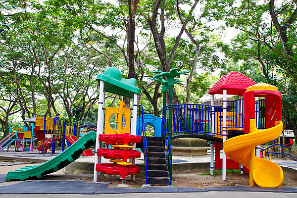 포토 JPG 해외이미지 공원 교육 행복 어린이 오렌지 사다리 휴가 새로움 경사 사람없음 야외 빨간색 파란색 컬러풀 장난감 운동 노란색 게임 흰색 미끄럼틀 놀이터 플라스틱 체육관 오르기 쉬는시간 땅바닥 중력 해외202004 해외포토 공공시설 감정 컬러 컨셉 과일 모션 재질 놀이 휴식 바닥 건강 사람 도구 놀이기구 파일형식 이미지허브