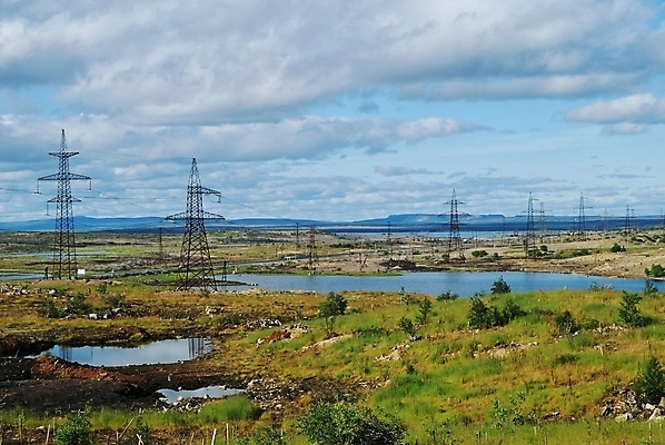 포토 JPG 해외이미지 도로 호수 선 자연 풍경 사람없음 물 여름 금속 힘 기둥 해외202004 해외포토 자연요소 계절 건축 길 교통시설 재질 생태계 파일형식 이미지허브