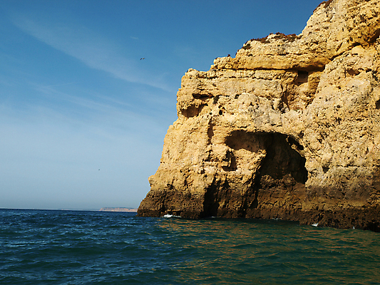 포토 JPG 해외이미지 모래 파도 바다 여행 자연 휴가 휴식 풍경 사람없음 물 여름 파란색 절벽 탐험 달력 껍질 동굴 포르투갈 부식 해군 암초 캡모자 해외202004 해외포토 자연요소 모자_잡화 계절 유럽 컬러 컨셉 군대 생태계 파일형식 이미지허브