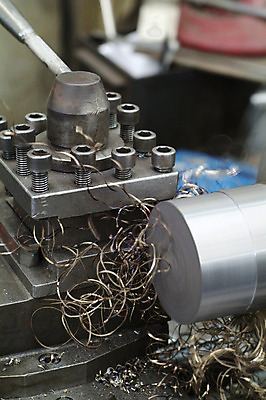 포토 JPG 해외이미지 산업 공장 모션 사람없음 금속 기계 공구 원형 작업실 제조 자르기 철 되감기 블러 철강 해외202004 해외포토 도형 공업 재질 도구 파일형식 이미지허브