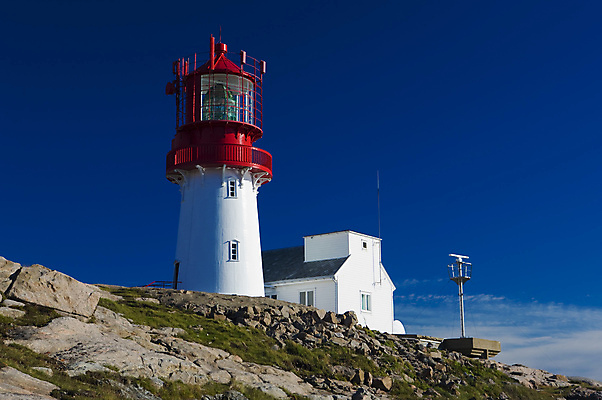 포토 JPG 해외이미지 1 외관 유럽 여행 지도 건축양식 등대 북유럽 노르웨이 사람없음 야외 건물 세계여행 신호등 심볼 보안 네비게이션 스칸디나비아 오리엔테이션 비콘스 해외202004 해외포토 건축물 건축 나라 안전 세계 파일형식 이미지허브
