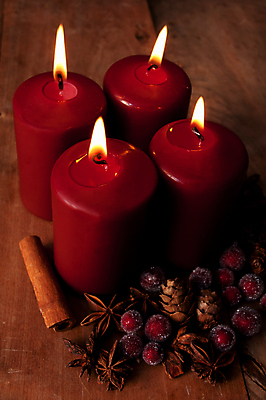 포토 JPG 해외이미지 계절 백그라운드 크리스마스 탁자 사람없음 목재 장식 빨간색 시골 연소 화상 해외202004 해외포토 나무 기념일 컬러 가구 재료 상처 파일형식 이미지허브