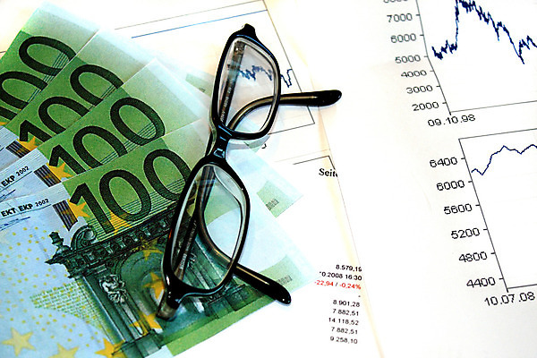 포토 JPG 해외이미지 돈 회사 비즈니스 통계 성공 그래프 사람없음 금융 경제 숫자 자료 계산기 정보 성장 시장 재산 계획 주식 가격 분석 무역 보고서 투자 상업 인덱스 이익 공유 회계 개발 경영 계좌 수입 예산 위기 경제학 목차 해외202004 해외포토 문자 교육 산업 컨셉 문구용품 장비 파일형식 이미지허브