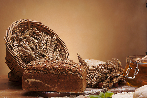 포토 JPG 해외이미지 식물 구름 전통 음식 빵 조각 백그라운드 다이어트 채소 과일 자연 탁자 하늘 아침 치즈 건조 파스타 건강 옥수수 씨앗 사람없음 목재 파란색 빛 갈색 주방 식사 빵집 맛 아침식사 상품 굽기 향수 준비 유기농 심플 밀가루 꿀 덩어리 작살 호밀 귀리 해외202004 해외포토 주간 자연요소 나무 웰빙 컬러 가구 컨셉 재료 유제품 곡류 서양음식 상점 화장품 가루 구이 생태계 파일형식 이미지허브