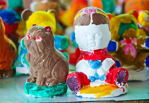 포토 JPG 해외이미지 동물 행복 문화 어린이 조각 신체 바닥 미술 사람없음 청춘 장난감 조각상 숫자 희망 바위 시멘트 석고 해외202004 해외포토 문자 감정 컨셉 문화예술 사람 조형물 돌_바위 파일형식 이미지허브