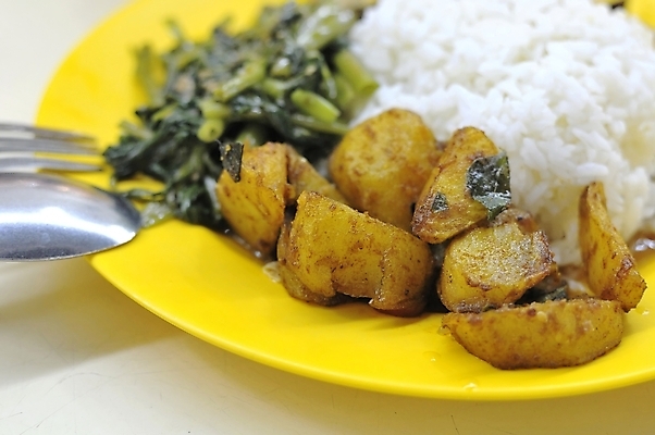 포토 JPG 해외이미지 라이프스타일 접시 문화 음료 음식 다이어트 채소 재료 밥 감자 건강 요리 동양인 사람없음 식사 맛 메뉴 지역 싱가폴 채식주의자 비건 해외202004 해외포토 식기 아시아 컨셉 인종 생활 채식 파일형식 이미지허브