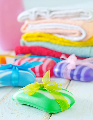 포토 JPG 해외이미지 리본 사람없음 수건 쌓기 스파 스파용품 비누 해외202004 해외포토 모션 위생용품 오브젝트 파일형식 이미지허브