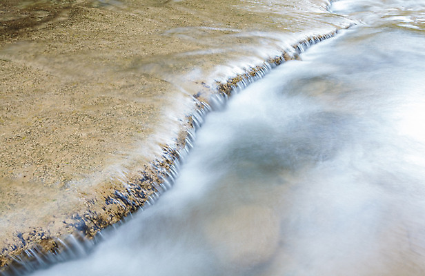 포토 JPG 해외이미지 식물 공원 여행 백그라운드 잎 모션 태국 자연 산 이끼 풍경 사람없음 야외 초록색 물 여름 환경 폭포 젖음 흐름 가을 바위 신선 닫기 숲 내추럴 전국 해외202004 해외포토 자연요소 계절 공공시설 아시아 컬러 컨셉 돌_바위 생태계 파일형식 이미지허브