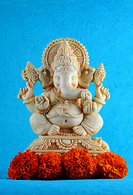 포토 JPG 해외이미지 아이콘 전통 꽃 아시아 종교 문화 얼굴 조각 백그라운드 코끼리 관리 미술 사람없음 장식 조각상 숫자 머리 평화 믿음 축제 화목 기도 인사 신용카드 영혼 인도인 심볼 신성 신화 귀족 숭배 신앙심 힌두교 해외202004 해외포토 외국인 식물 문자 감정 나라 컨셉 포유류 문화예술 동양인 신체부위 금융 조형물 예절 파일형식 이미지허브