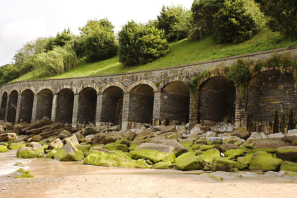 포토 JPG 해외이미지 모래 벽 바다 이끼 사람없음 초록색 절벽 아치 암초 해외202004 해외포토 컬러 파일형식 이미지허브