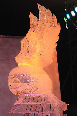 포토 JPG 해외이미지 계절 아시아 조각 겨울 자연 사람없음 조각상 일본 얼음 추위 흰색 눈송이 야간 크리스탈 서리 해외202004 해외포토 자연요소 나라 컬러 눈_날씨 조형물 광석 생태계 파일형식 이미지허브