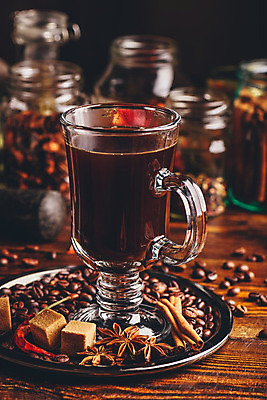 포토 JPG 해외이미지 전통 접시 별 문화 커피 음료 음식 재료 유리 고추 아침 콩 건조 사탕 요리 씨앗 동양인 사람없음 컵 빨간색 세로 쌓기 주방 뜨거움 양념 조미료 막대기 맛 아침식사 설탕 인도인 허브 향신료 향기 바리스타 향 후추 에스프레소 단절 시나몬 아라비카 세련 해외202004 튀르키예 해외포토 주간 자연요소 외국인 식물 직업 식기 아시아 컬러 컨셉 채소 모션 재질 디저트 곡류 인종 식사 냄새 향미료 파일형식 이미지허브