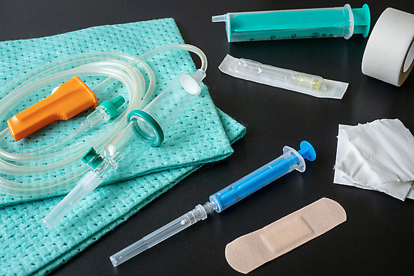 포토 JPG 해외이미지 과학 부분 유리병 건강 병원 실험 주사기 사람없음 치료 약 장비 의사 긴급 수술 구출 실험실 바이러스 보호 일회용 플라스틱 구급차 약국 롤 튜브 주사약 테라피 해결 당뇨병 돌봄 백신 석고 예방접종 치료제 투입 헬프 해외202004 해외포토 컨셉 의학 의료기기 모션 자동차 재질 병_용기 뷰티 의료진 도움 질병 접종 파일형식 이미지허브