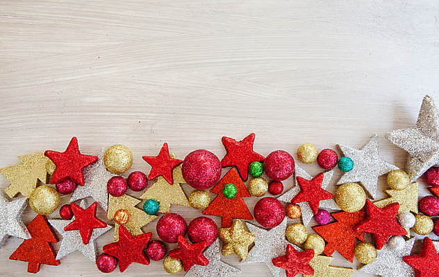 포토 JPG 해외이미지 별 백그라운드 크리스마스 사람없음 장식 가로 빨간색 반짝임 컬러풀 크리스마스트리 산타클로스 축제 회색 장식볼 시골 황금 은색 노엘 카피스페이스 해외202004 해외포토 자연요소 기념일 컬러 모션 공백 파일형식 이미지허브