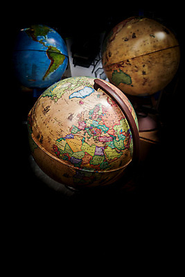 포토 JPG 해외이미지 교육 지구 여행 컨셉 지도 비즈니스 학교 사람없음 그래픽 세계 글로벌 지구본 환경 행성 흰색 대륙 여의주 지리 해외202004 해외포토 컬러 우주 파일형식 이미지허브