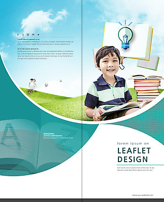 PSD 외국인 구름 템플릿 편집 표지디자인 북디자인 출판디자인 여자 교육 표지 남자 어린이 리플렛 2단접지 북커버 전구 하늘 미소 팜플렛 상반신 앞모습 책 세명 이미지템플릿 자연요소 뷰포인트 표정 사람 인종 파일형식