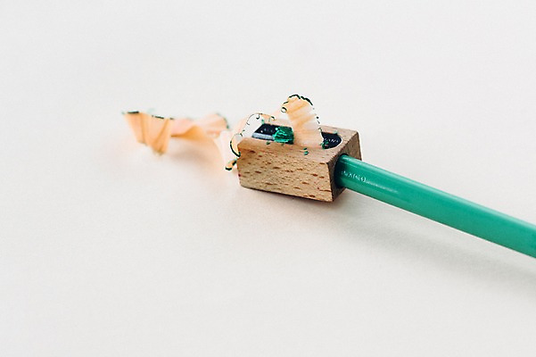 포토 JPG 스튜디오촬영 백그라운드 학용품 색연필 실내 사람없음 필기구 오브젝트 연필깎이 국내포토 문구용품 내부 파일형식