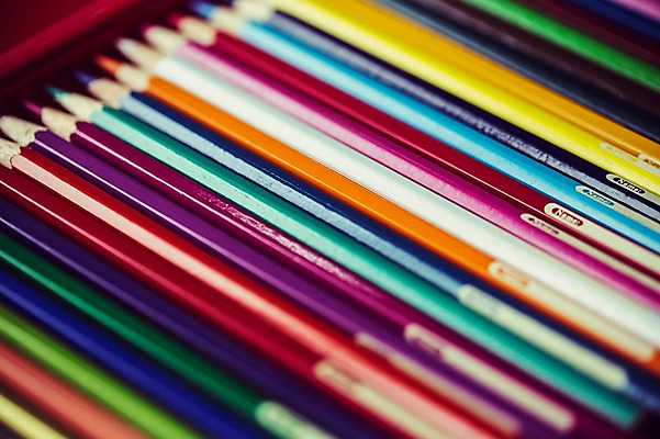 포토 JPG 스튜디오촬영 백그라운드 학용품 색연필 실내 사람없음 아웃포커스 필기구 오브젝트 국내포토 문구용품 촬영기법 내부 파일형식