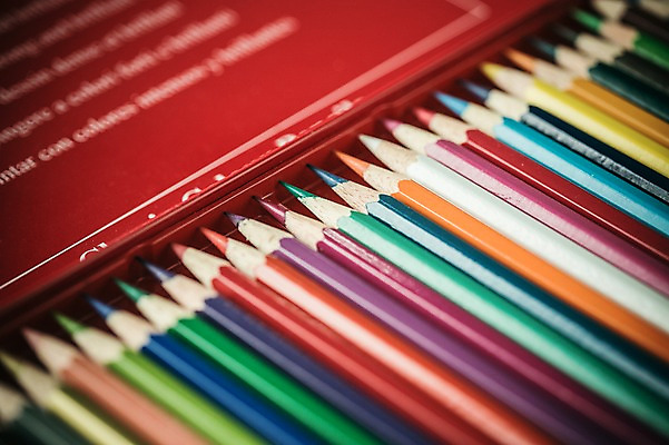 포토 JPG 스튜디오촬영 백그라운드 학용품 색연필 실내 사람없음 필기구 오브젝트 국내포토 문구용품 내부 파일형식