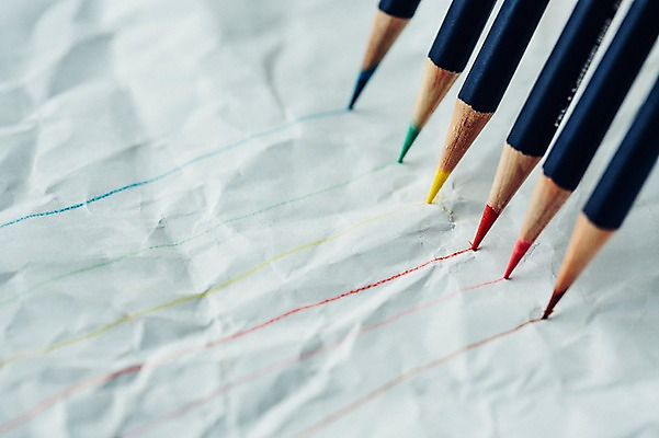 포토 JPG 스튜디오촬영 종이 백그라운드 학용품 색연필 실내 사람없음 필기구 오브젝트 국내포토 문구용품 내부 파일형식