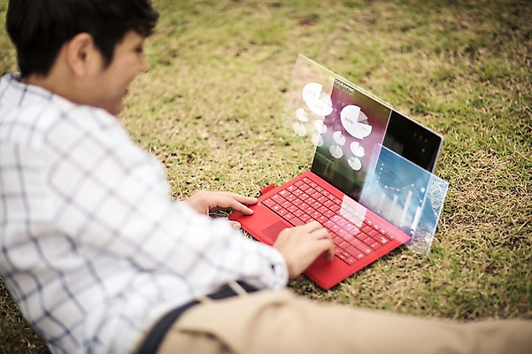 JPG 주간 편집이미지 공원 남자 비즈니스 그래프 정보기술 스마트라이프 한명 잔디 성인 야외 30대 노트북 스마트기기 눕기 한국인 네트워크 스마트 디지털합성 디지털아트 4차산업 편집실사 자연요소 식물 1 라이프스타일 공공시설 산업 컨셉 모션 기술 사람 동양인 장년 전자제품 CG 파일형식