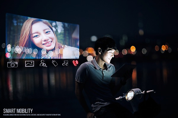 JPG 편집이미지 커플 공원 여자 남자 비즈니스 정보기술 스마트라이프 성인 야외 두명 30대 스마트기기 태블릿 한국인 네트워크 야간 스마트 디지털합성 한강공원 화상통화 디지털아트 스마트모빌리티 4차산업 모빌리티 편집실사 자연요소 라이프스타일 공공시설 산업 교통수단 컨셉 관계 기술 사람 동양인 장년 전자제품 CG 한강 통화 파일형식