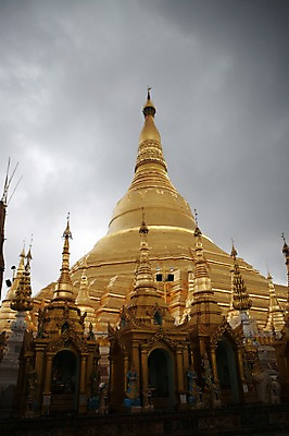 포토 JPG 주간 해외 아시아 불교 풍경 사람없음 야외 불탑 미얀마 쉐다곤파고다 양곤 국내포토 자연요소 나라 종교 종교건축 파일형식