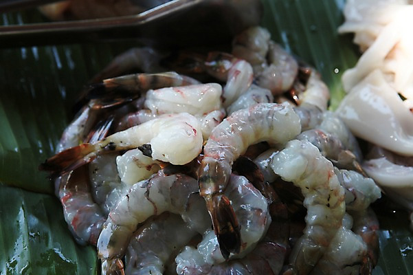 포토 JPG 해외 아시아 음식 여러마리 식재료 새우 사람없음 쌓기 해산물 베트남 나트랑 생새우 국내포토 나라 다수 모션 어패류 갑각류 동남아시아 파일형식