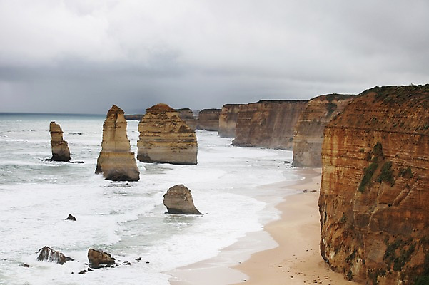 포토 JPG 주간 해외 바다 풍경 해변 사람없음 야외 바위 오세아니아 호주 그레이트오션로드 국내포토 자연요소 나라 돌_바위 파일형식