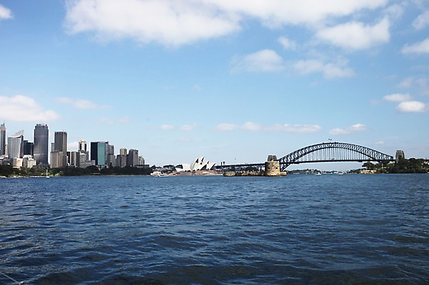 포토 JPG 주간 해외 바다 풍경 빌딩 사람없음 야외 건물 도시 오세아니아 호주 시드니 하버브리지 국내포토 자연요소 건축물 나라 다리_건축물 파일형식