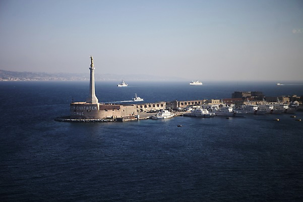 포토 JPG 주간 해외 유럽 바다 섬 풍경 사람없음 야외 이탈리아 시칠리아섬 타오르미나 국내포토 자연요소 나라 파일형식