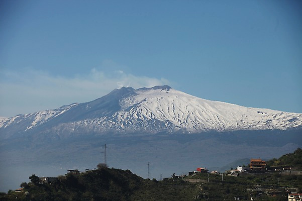 포토 JPG 주간 해외 유럽 산 주택 풍경 사람없음 야외 마을 이탈리아 시칠리아섬 타오르미나 국내포토 자연요소 나라 섬 건물 파일형식
