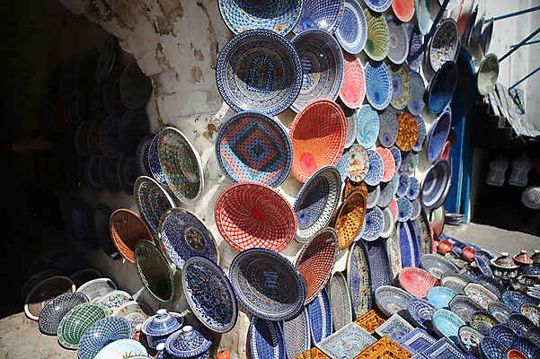 포토 JPG 주간 해외 접시 무늬 아프리카 종류 사람없음 야외 여러개 다양 튀니지 북아프리카 국내포토 자연요소 식기 나라 다수 파일형식