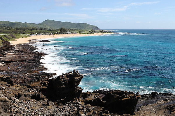 포토 JPG 주간 해외 아메리카 사람 풍경 여러명 해변 야외 미국 바위 하와이 국내포토 자연요소 바다 다수 북아메리카 돌_바위 대륙 파일형식
