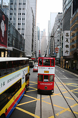 포토 JPG 주간 해외 아시아 도로 승용차 풍경 빌딩 사람없음 야외 도시 홍콩 이층버스 국내포토 자연요소 나라 길 교통시설 자동차 버스 건물 중국 파일형식