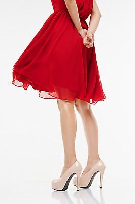 포토 JPG 스튜디오촬영 원피스 여자 실내 한명 서기 손짓 20대 성인 빨간색 한국인 하반신 하이힐 흰배경 뒷짐 손모으기 의료성형뷰티 국내포토 1 옷 구두 컬러 백그라운드 모션 사람 동양인 청년 내부 흰색 여성화 파일형식