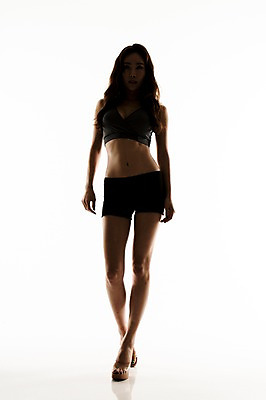 포토 JPG 스튜디오촬영 전신 여자 실내 한명 서기 20대 성인 앞모습 한국인 하이힐 탱크톱 역광 핫팬츠 의료성형뷰티 청년여자한명만 성인여자한명만 국내포토 1 구두 뷰포인트 상의 바지 모션 사람 동양인 청년 내부 여성화 여자한명만 성인여자만 청년여자만 파일형식