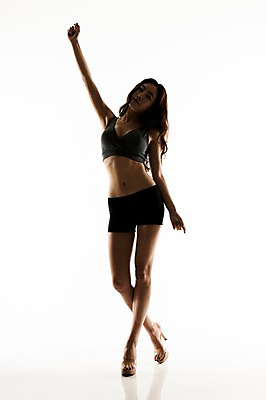 포토 JPG 스튜디오촬영 전신 여자 실내 한명 서기 20대 성인 앞모습 한국인 하이힐 탱크톱 역광 핫팬츠 의료성형뷰티 청년여자한명만 성인여자한명만 국내포토 1 구두 뷰포인트 상의 바지 모션 사람 동양인 청년 내부 여성화 여자한명만 성인여자만 청년여자만 파일형식