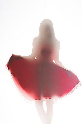 포토 JPG 스튜디오촬영 원피스 여자 실루엣 실내 한명 서기 상반신 20대 성인 빨간색 한국인 의료성형뷰티 국내포토 1 옷 컬러 모션 촬영기법 사람 동양인 청년 내부 파일형식