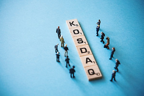 포토 JPG 스튜디오촬영 문자 알파벳 영어 백그라운드 커뮤니케이션 실내 사람없음 단어 블록 미니어처 메시지 코스닥 국내포토 내부 금융 모형 파일형식