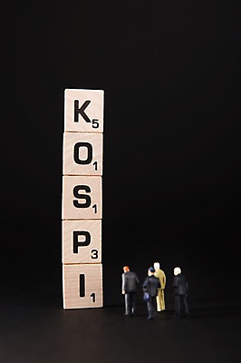 포토 JPG 스튜디오촬영 문자 알파벳 영어 백그라운드 커뮤니케이션 실내 사람없음 단어 블록 미니어처 메시지 코스피 국내포토 내부 금융 모형 파일형식