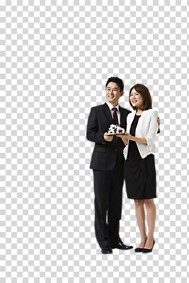 전신 편집 편집이미지 응시 여자 남자 40대 비즈니스 부동산 주택 서기 웃음 들기 동양인 정장 성인 두명 앞모습 모형 한국인 비즈니스맨 비즈니스우먼 PNG 편집소스 시선 옷 뷰포인트 중년 모션 표정 사람 인종 건물 직장인 재산 파일형식