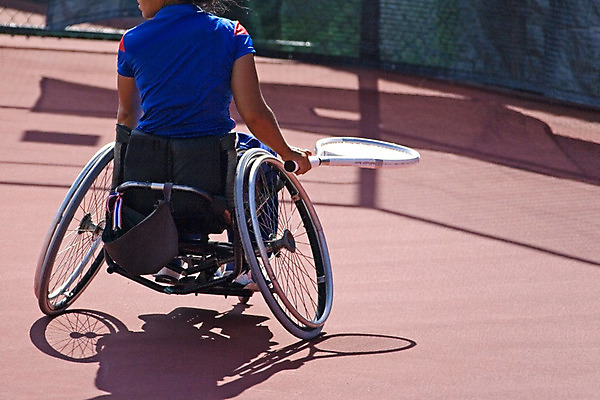 포토 JPG 해외이미지 여자 스포츠 의자 운동선수 이벤트 경기 사람없음 야외 경쟁 도전 테니스 게임 우승 바퀴 결심 성냥 장애인 대회 장애 승자 챔피언 토너먼트 해외202004 해외포토 가구 컨셉 놀이 사람 구기 최고 파일형식 이미지허브