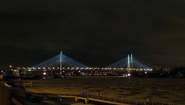 포토 JPG 해외이미지 남자 아시아 길 겨울 건축양식 동양인 사람없음 건물 물 빛 강 얼음 검은색 야간 해외202004 해외포토 자연요소 건축물 계절 건축 나라 컬러 사람 인종 파일형식 이미지허브