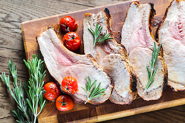 포토 JPG 해외이미지 음식 토마토 실내 육류 돼지고기 사람없음 신선 바비큐 바비큐립 돼지갈비 해외202004 해외포토 채소 식재료 내부 파일형식 이미지허브