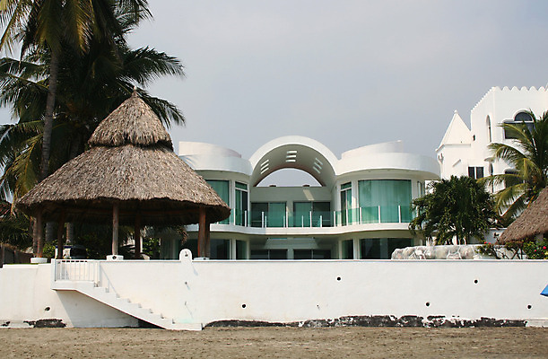 포토 JPG 해외이미지 창문 교실 유리 성공 멕시코 주택 손바닥 풍경 사람없음 금융 재산 맨션 지역 이웃 독립 전용 진짜 플로리다 해외202004 해외포토 손 교육 컨셉 북아메리카 학교 재질 건물 경제 미국 파일형식 이미지허브